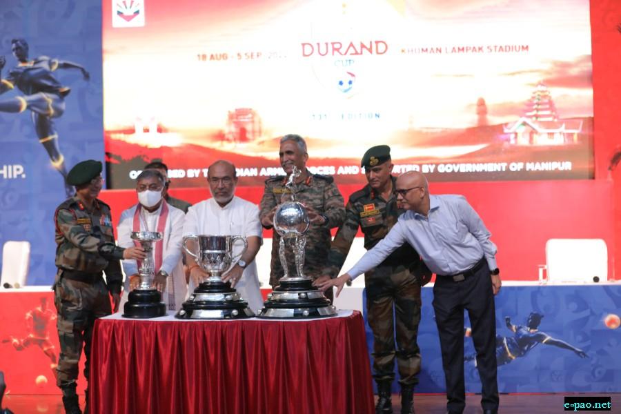  Manipur Chief Minister unveils the Durand Cup Trophies 