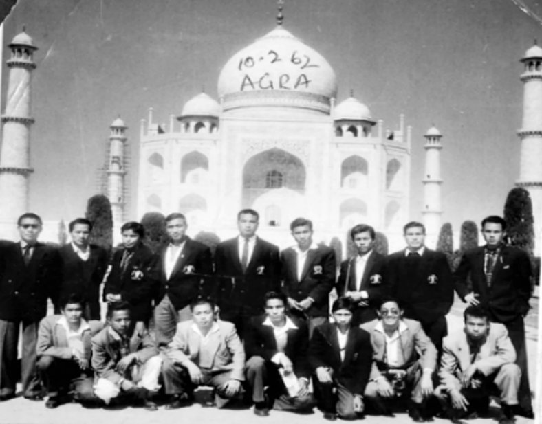  Meitei hockey players who came to see me at my Medical College in Agra in 1962, while visiting the Taj Mahal. (L-R) standing. 1st Late Waikhom Damodar, 3rd Late Ngairangbam Jugindro, 5th Achoubi,Last author (Final year). Seated from (L) 3rd Late Yellangbam Ibohal.