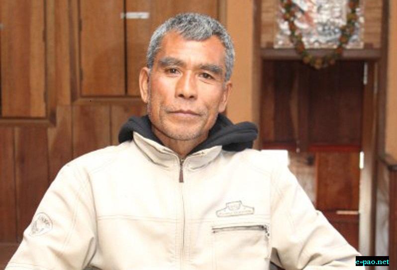  Yambem Satya : A successful carpenter 