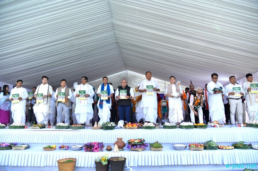 Mera Houchongba : Festival of bond of love between the hill and plain people at Kangla :: 17th October 2024