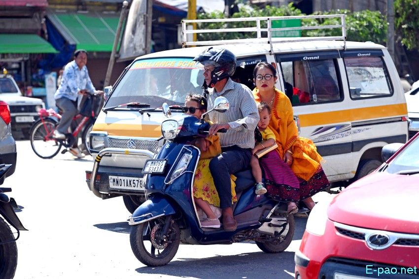 Ningols on the way to her mapam lamdam on the occassion of Ningol Chakkouba at Imphal :: 23rd October 2025