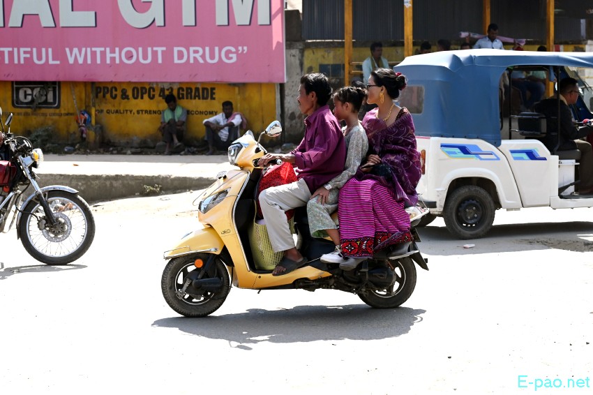 Ningols on the way to her mapam lamdam on the occassion of Ningol Chakkouba at Imphal :: 23rd October 2025