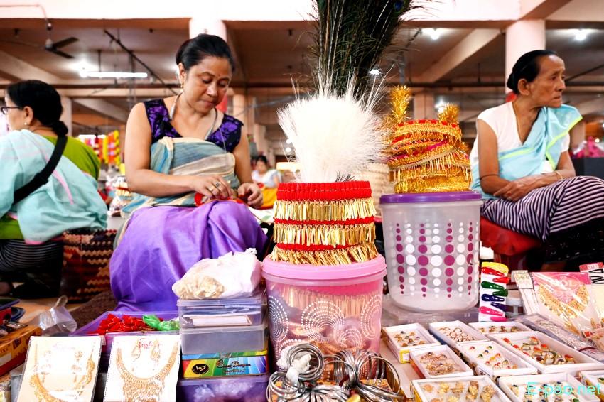 Ningol Chakkouba Shopping :: A very crowded scene at Ema Keithel, Imphal :: October 22nd 2025