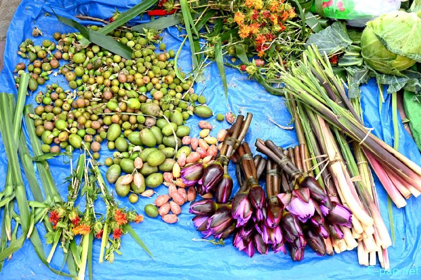 Seasonal Vegetable at Khwairamband Ima Keithel, Imphal :: 18th March 2026