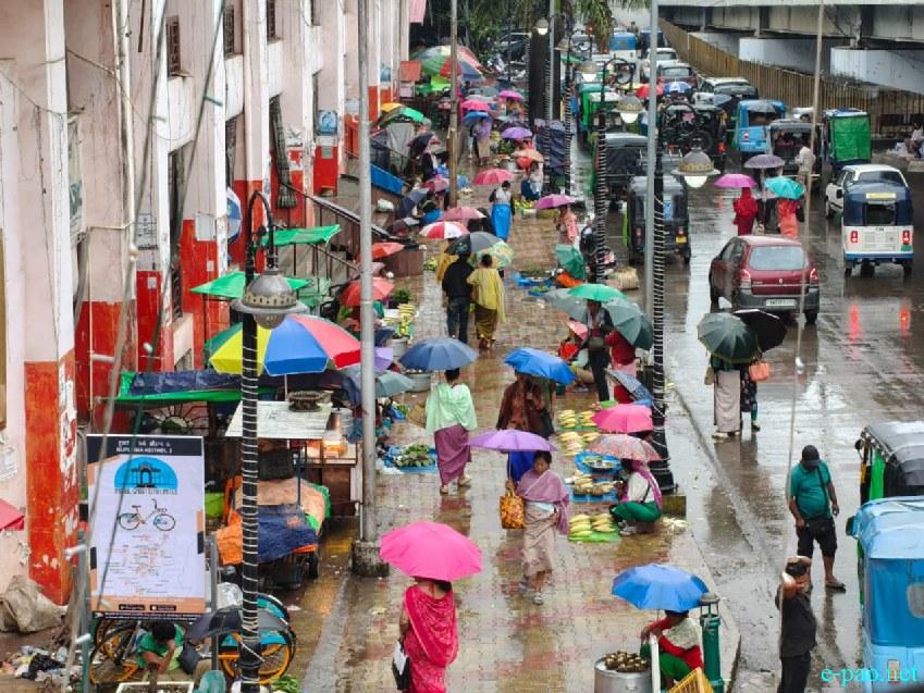 A rainy day at Khwairamband Ima Keithel :: 20th July 2026