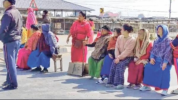 Bandh Day 2: Wangjing womenfolk demand CM Biren's resignation
