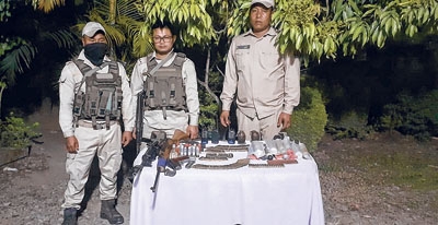 SFs seize huge arms cache, 'war-like stores'