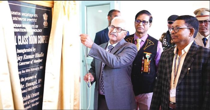 Governor advises students to focus on IT sector, national exams