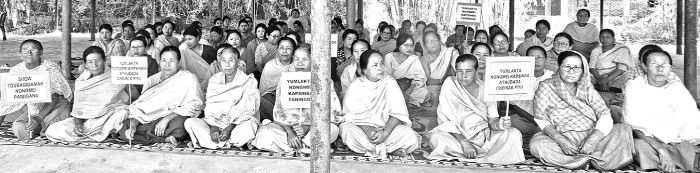 Sit-in protests firing attacks
