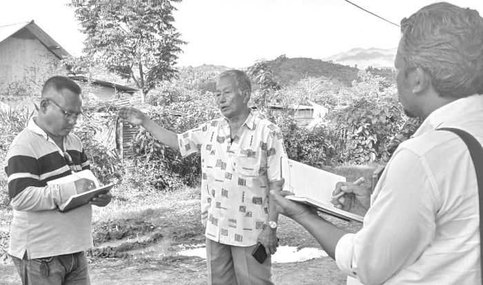 COCOMI team meets farmers in fringe villages