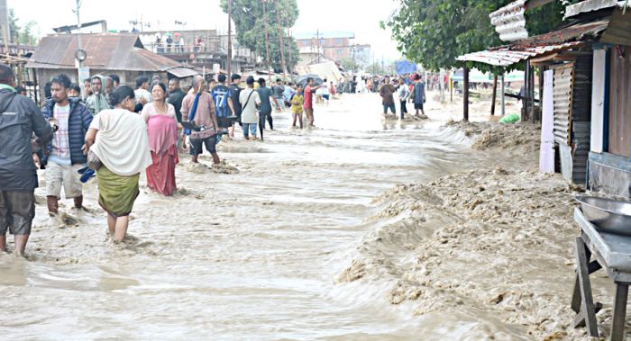 Death toll rises to 4, over 1.65 lakh affected