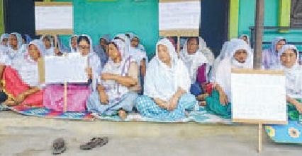 Woman slashed to death