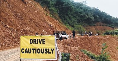Landslide cuts off border villages of Kamjong