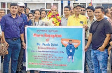 AMGSU extends warm reception to South Asian Youth Karate Cup medallist Pratik Dahal