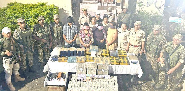 5.5 kg brown sugar seized, four held, one escapes