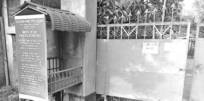 Newborn dropped at cradle point