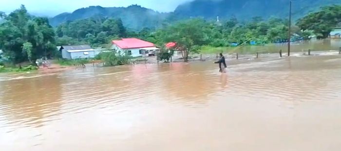 Flash floods wreak havoc in Noney district