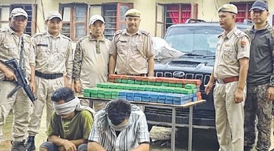 Over 2 kgs of brown sugar seized at Kangpokpi, 3 held