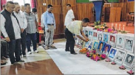 Pension distribution marks Hawkers Day observance