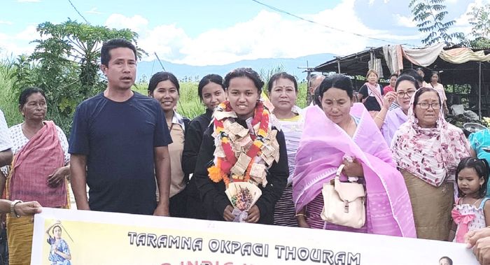 Double gold medallist-Nungsithoi felicitated