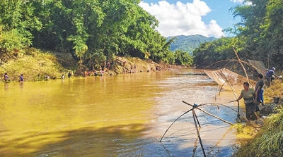 Iril water releases foul smell