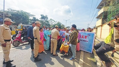 Patients draw attention of Governor