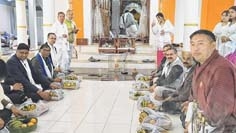 Over 150 visitors including foreign Nationals offer prayer at Lainingthou Sanamahi Shanglen