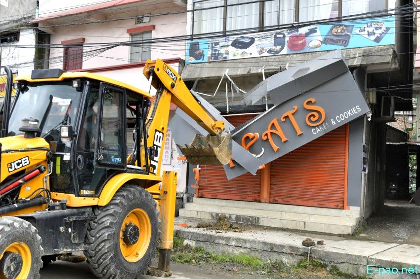 Encroachment eviction from Keishampat Junction to Malom along Tiddim road, Imphal :: 12th July 2025