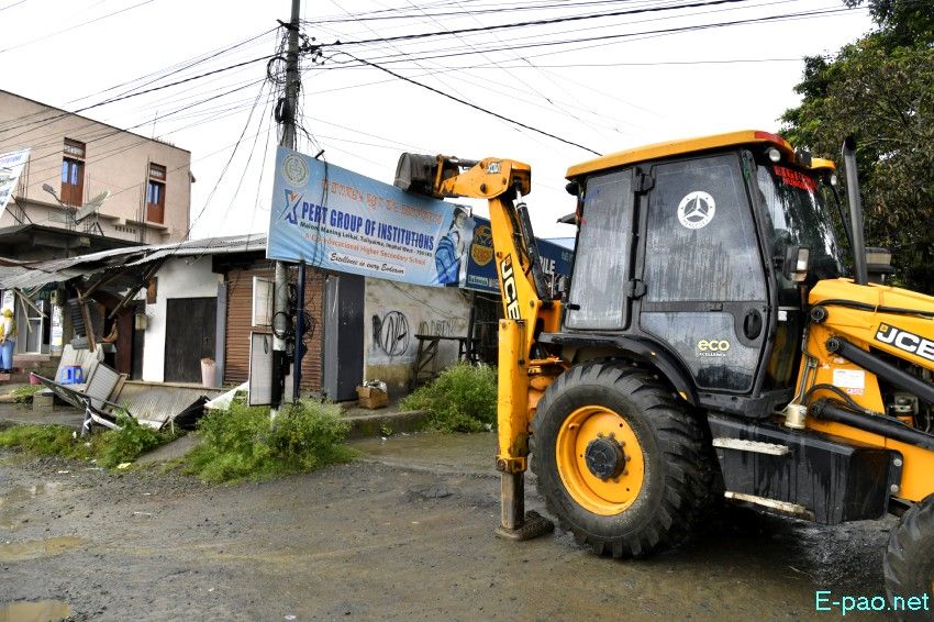Encroachment eviction from Keishampat Junction to Malom along Tiddim road, Imphal :: 12th July 2025