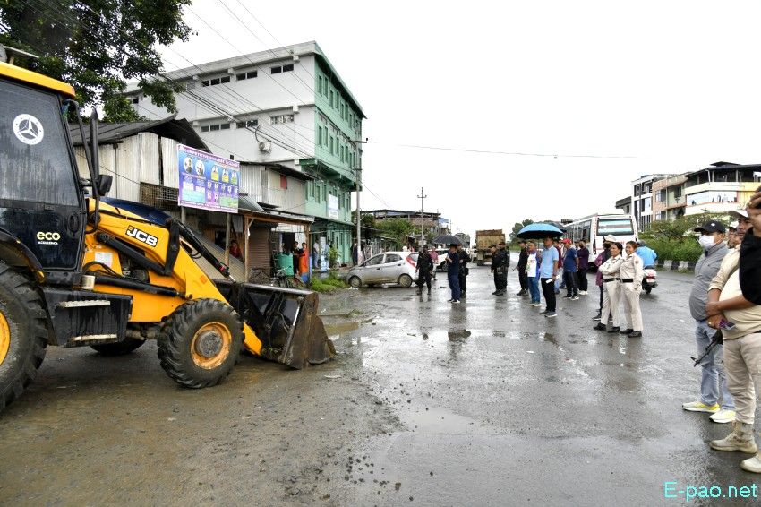 Encroachment eviction from Keishampat Junction to Malom along Tiddim road, Imphal :: 12th July 2025