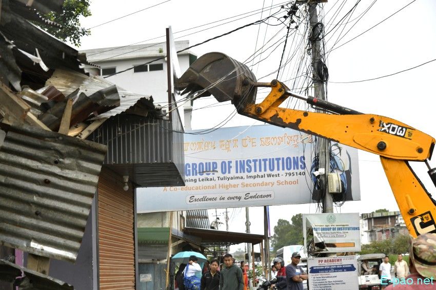 Encroachment eviction from Keishampat Junction to Malom along Tiddim road, Imphal :: 12th July 2025