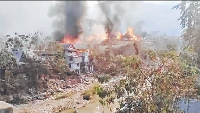 For third day on the trot Litan burns as more houses go up in flames
