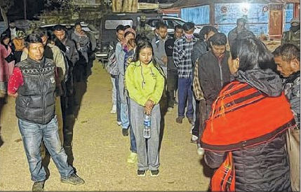 Sanakeithel comes under gun fire, hostages released
