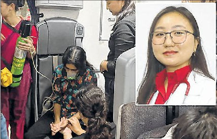 Babina doctor stabilises passenger mid-air