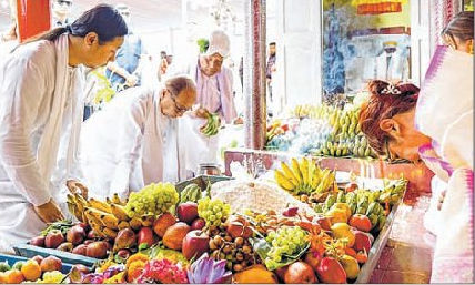 CM leaves for Delhi, attends Khangjeng Haraoba