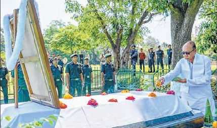 Khemchand prays for peace, harmony