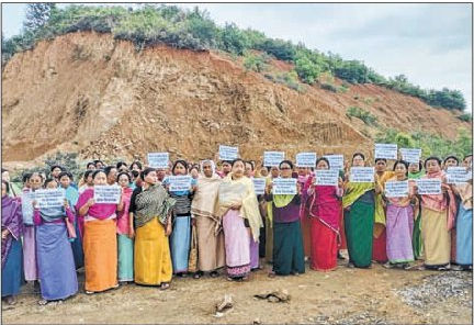 'Stop earth cutting at Leimaching'