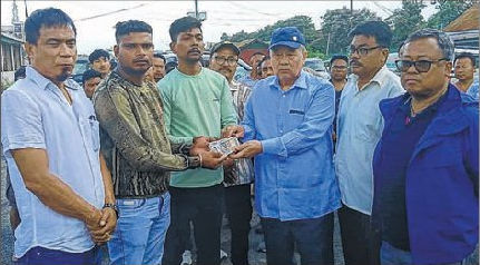 MTOWA extends Rs 1 lakh assistance, Tangkhul CSOs too extend solidarity