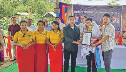U15 Asian Boxing Championship bronze medallist Oinam Nongpoknganba feted