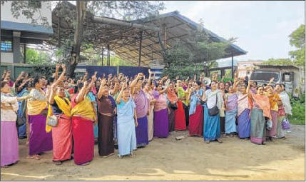 Vishal Mega Mart row: Thoubal Keithel vendors continue protest