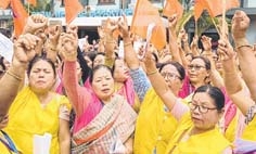 Anganwadi workers, helpers storm Directorate of Social Welfare