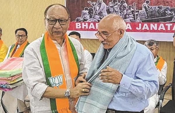 CM asks Meiteis to mediate between Kukis and Nagas