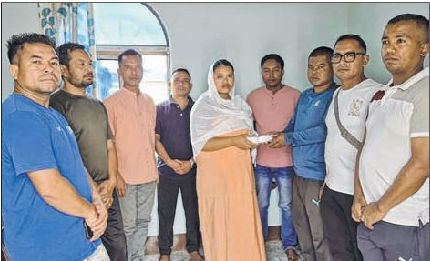 Heirok VDF personnel extend financial aid to family of deceased SPO