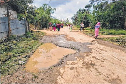 Residents urge immediate tarring of Bashikhong CHC Road