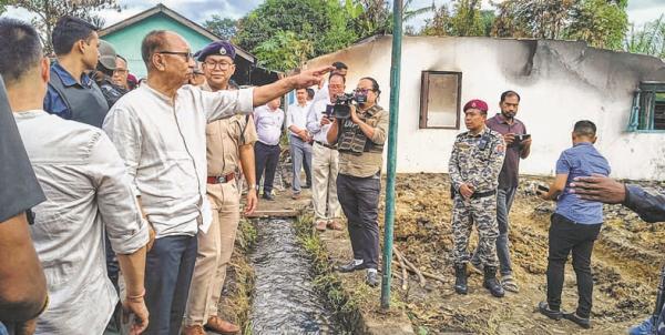 CM inspects security deployment at Kanto Sabal