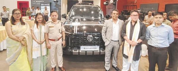 Premium SUV MG Majestor reaches Imphal