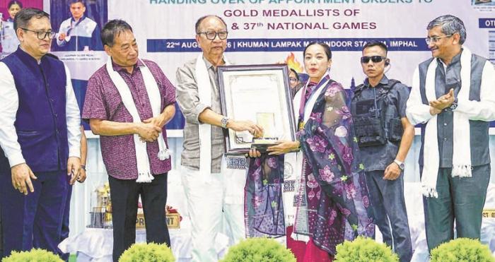 Medal winners, participants of Commonwealth Games felicitated