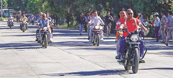 Hundreds join 'Har Ghar Tiranga' bike rally