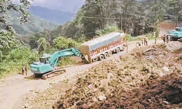 'Pathetic highway not a problem for drivers only'