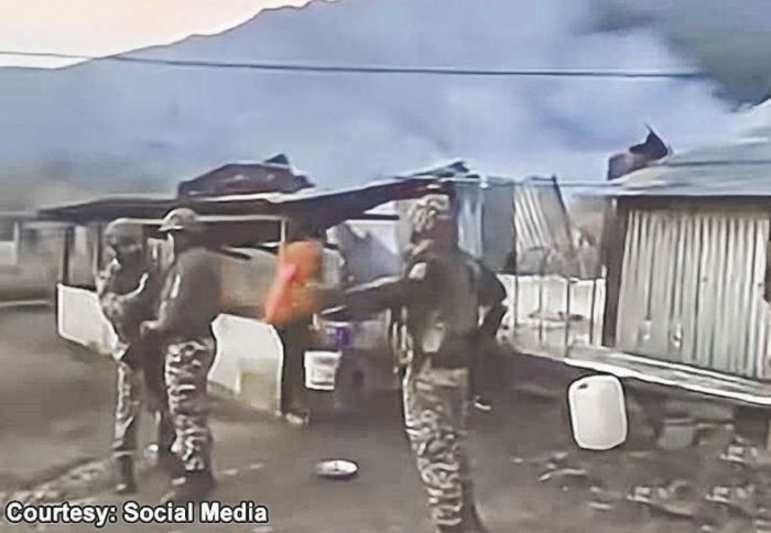 Chawangkining comes under attack, 2 houses burnt